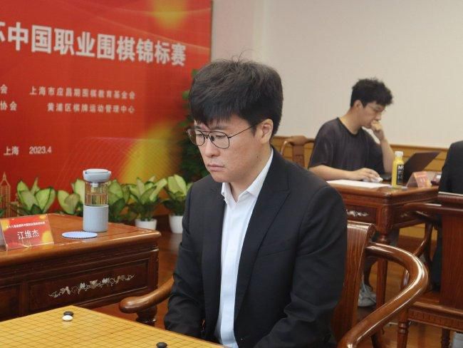 成瘾偷窥狂