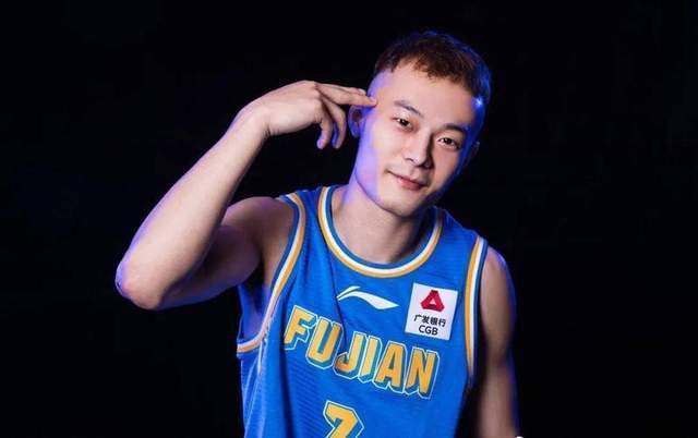 肉体暴力强伦轩 小说