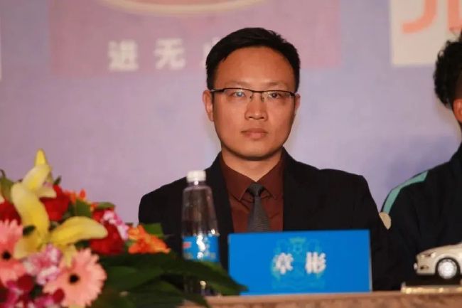 av高清播放在线观看免费