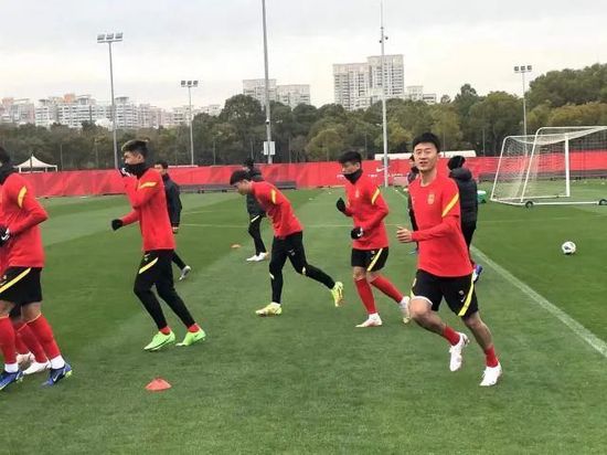 国产白丝在线观看